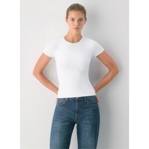 Aritzia Contour Fitted Scoop Neck Top White Minimalist Size XL